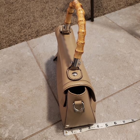 Etienne Signed handbag - Picture 3 of 10